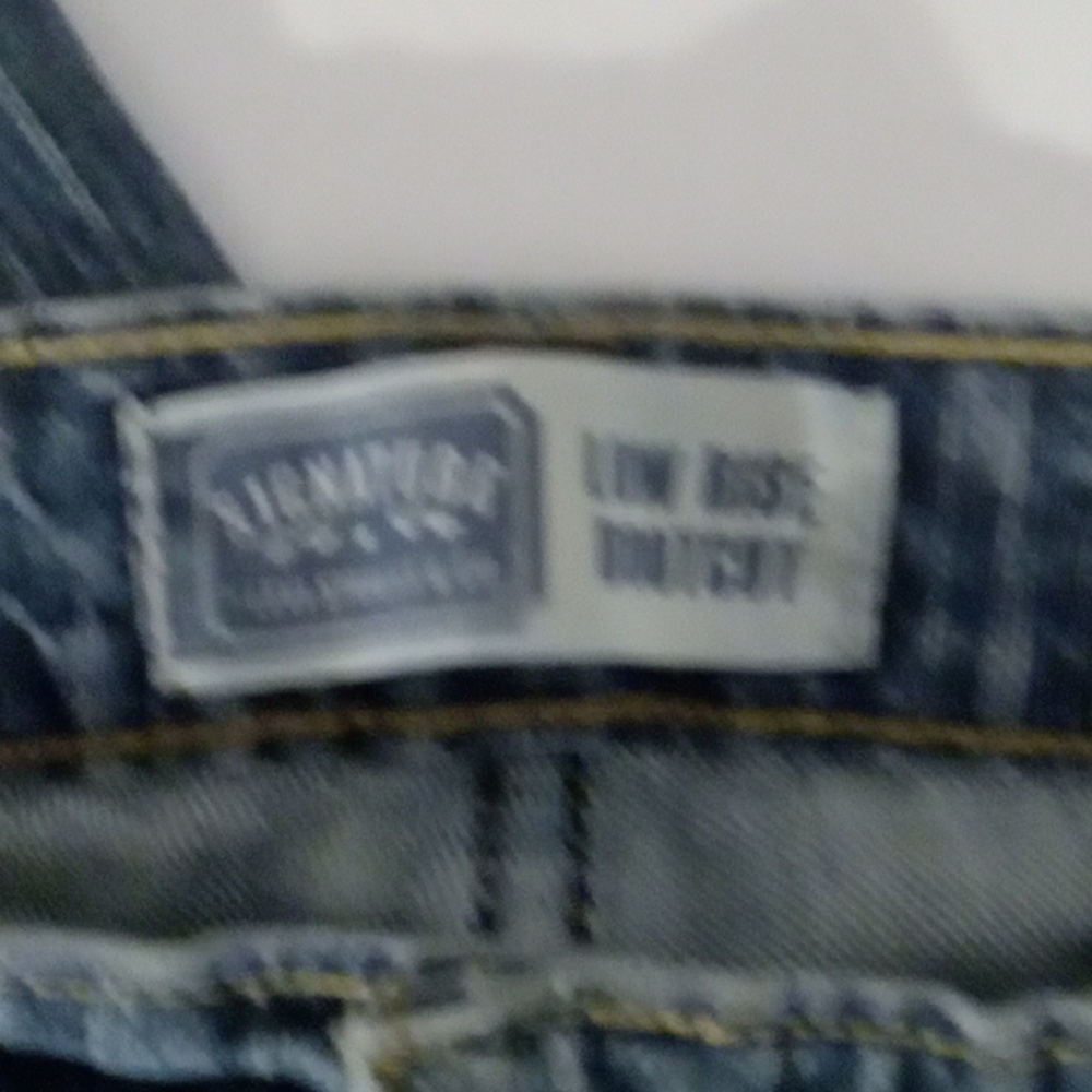 Womens Levi's Signature LOW RISE Bootcut Jeans - Picture 7 of 10